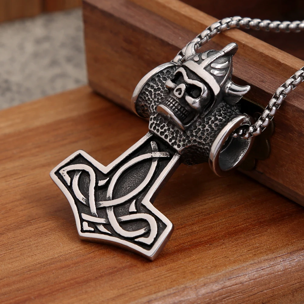 

Vintage Viking Thor's Hammer Skull Pendant Men's Fashion Cool Punk Stainless Steel Skull Pendant Necklace Jewelry Gift Wholesale