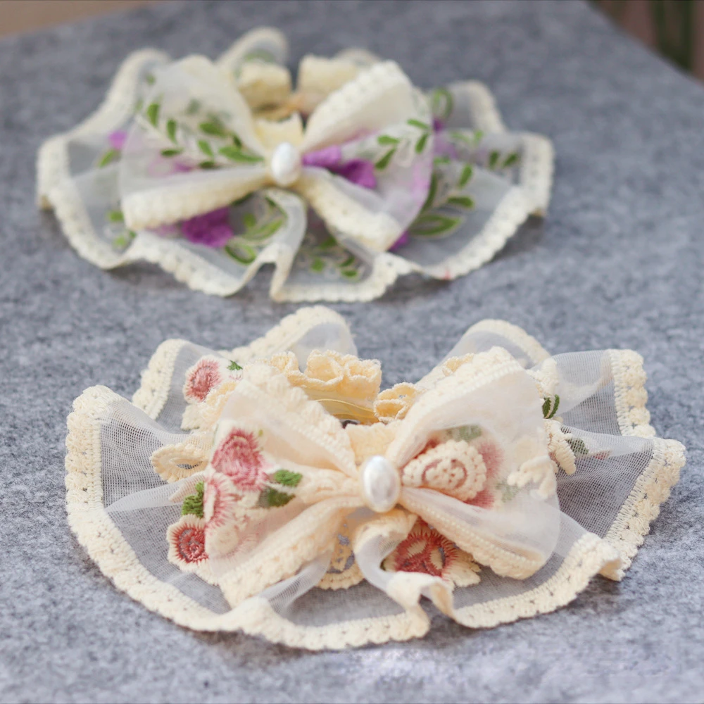 

Pet Handmade Bib Bandana Saliva Lace Bib Dog Cat Lace Collar Flower Embroidery Saliva Towel Puppy Accessories