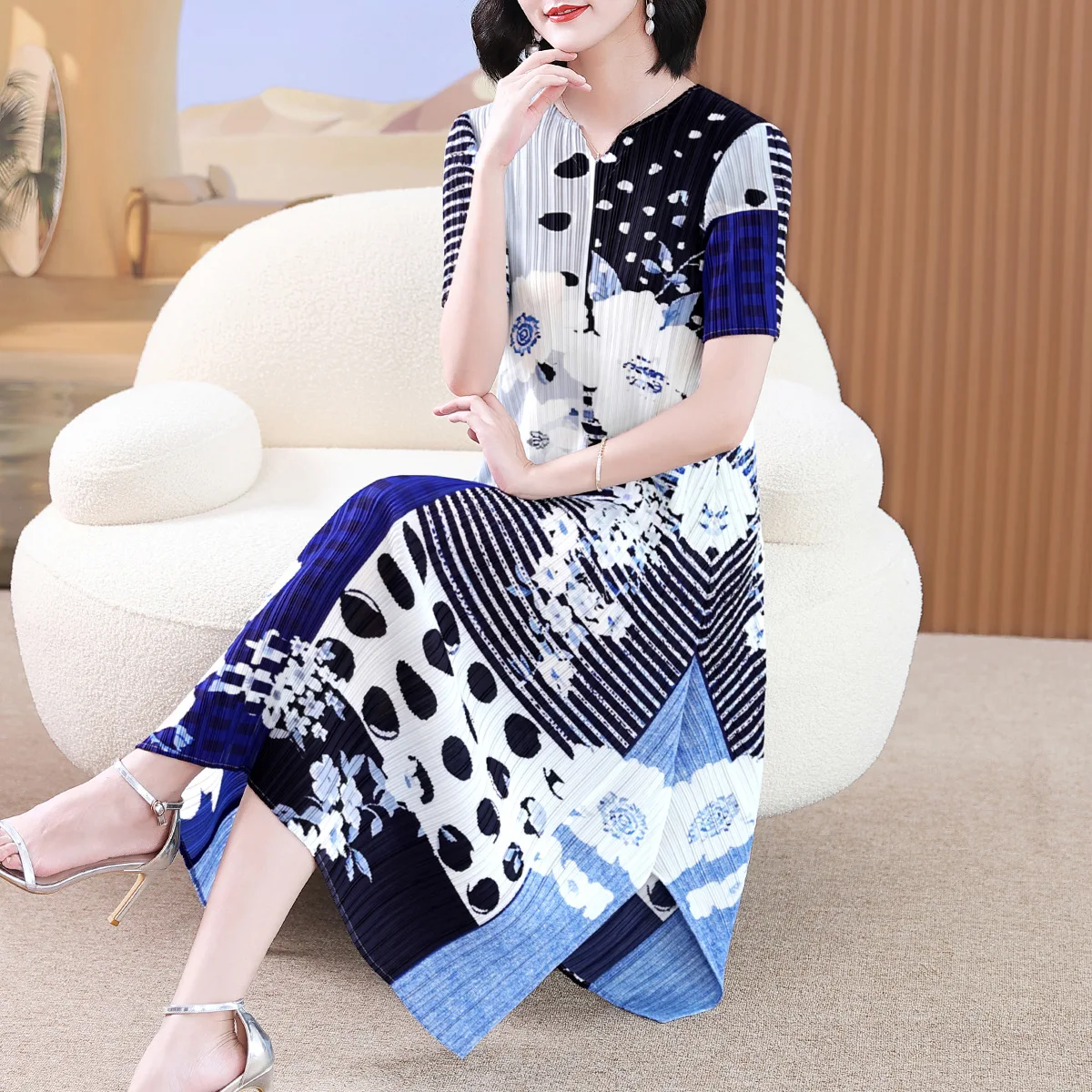 

Miyake Pleated Mother Temperament Dress Female Summer 2023 New Short Sleeve Floral Skirt Noble Wide Lady Plus Size Women's Dress