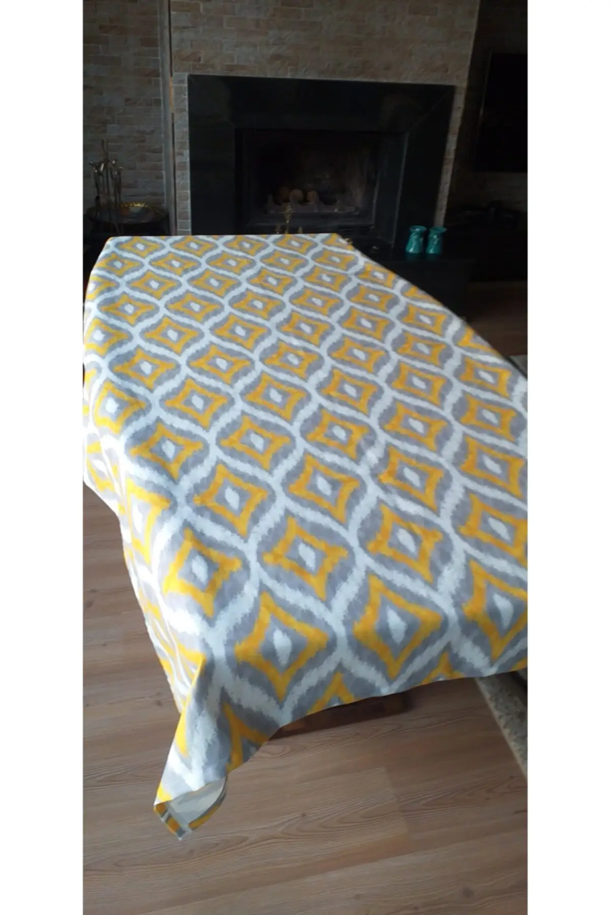 

Yellow Gray Patterned Digital Print Carefree Table Cloth