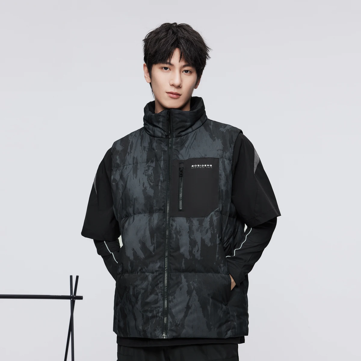 Мужской жилет BOSIDENG зимний теплый с воротником-стойкой утепленный пуховой 90%