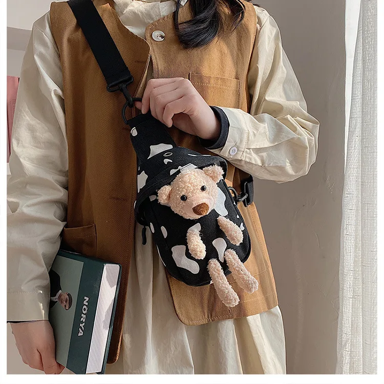 Kawaii Bear Canvas Chest Bag Fun Design Korean Style Men Women Shoulder Bag Cute Cartoon Plush Doll Mini Crossbody Bag Kids Gift