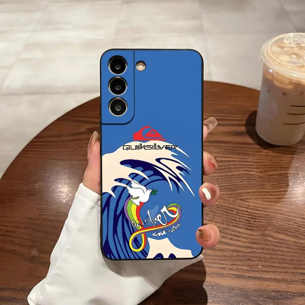 Чехол для телефона Quiksilver Surf And SkateboardS для Samsung S25 Ultra, S26, S24 FE, S23, S22, S20, S21 Plus, A54, A34, A53, A16 (задняя крышка) (art.: 3920d8fbf9dcd) - 3920d8fbf9dcd