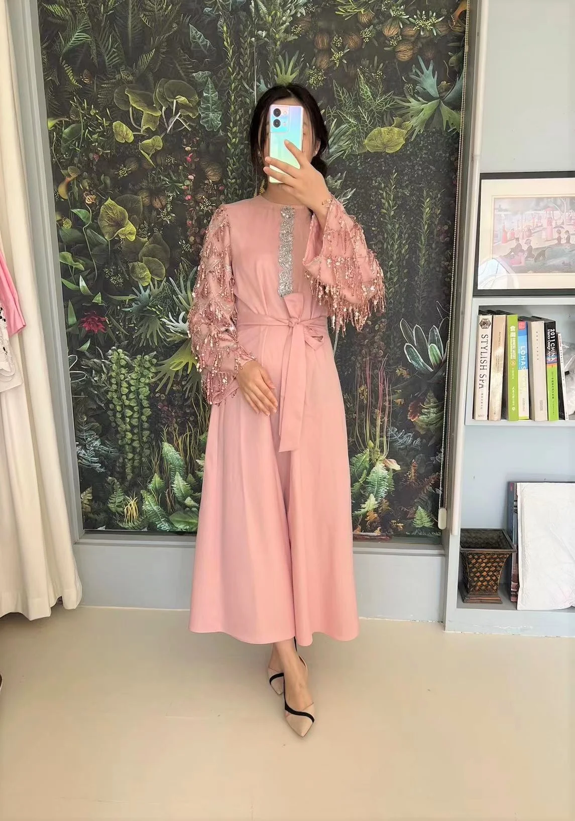 Muslim Arab Dubai Women Embroidered Sequin Loose Dress Long Sleeves Islamic Arabic Eid Mubarak Kaftan Abaya Turkey Long Dress