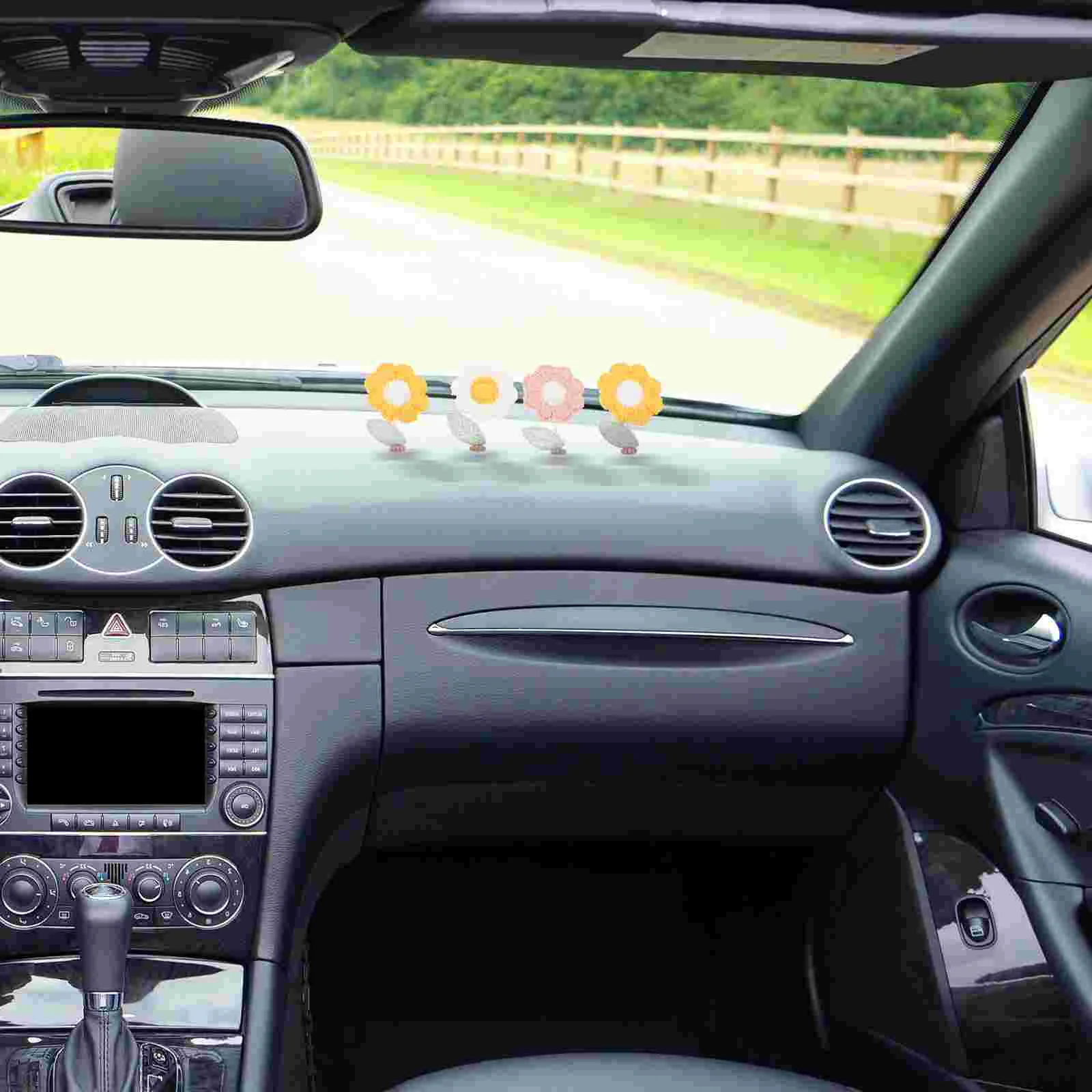 Рисунок 6 - декоративные тканевые украшения