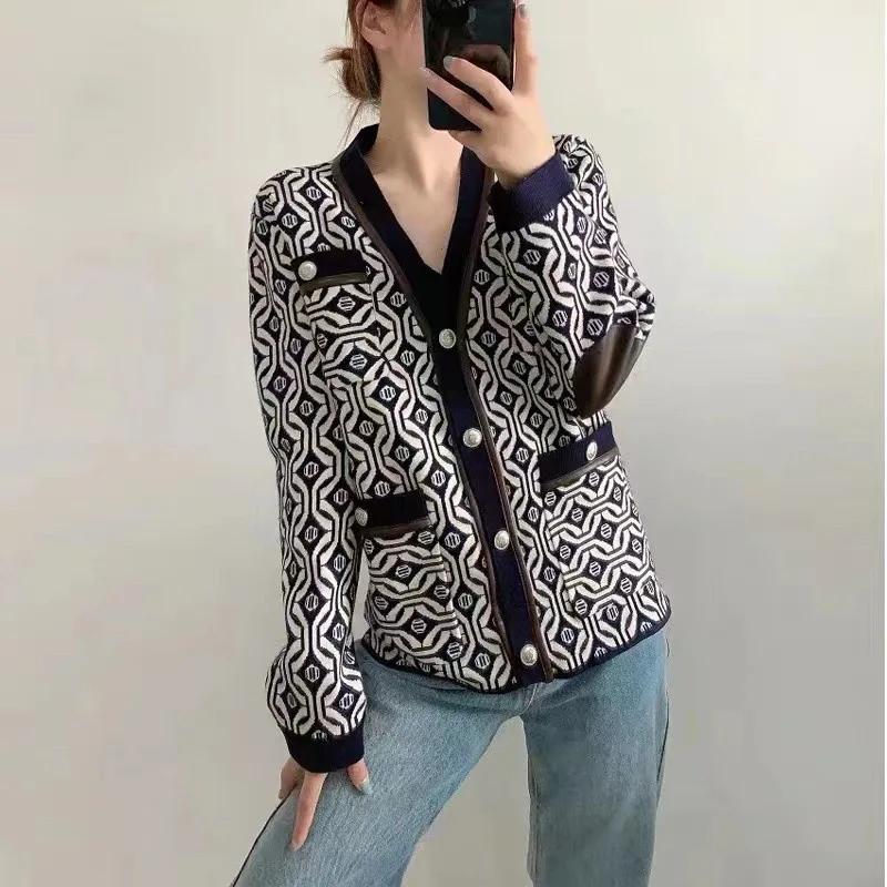 

V-neck Contrast Jacquard Knit Cardigan 2022 Winter New Commuter Single Breasted Long Sleeve Knit Cardigan Coat Free Freight