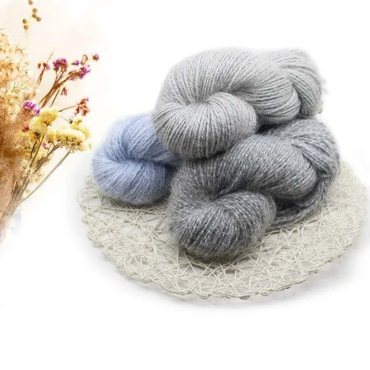 

Knitting yarn squirrel cashmere sweater knitting thread baby wool wholesale medium thick thread knitting scarf coat Crochet Hat