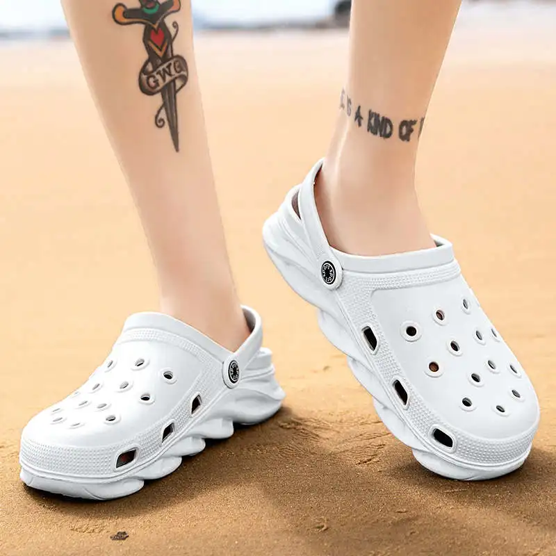 

Big Soles Beach Sandals Low-Top Fish Slippers Hiking Men's Flip Flops For Summer Stocking Luxury Brand Shoes Massive Tennis Low