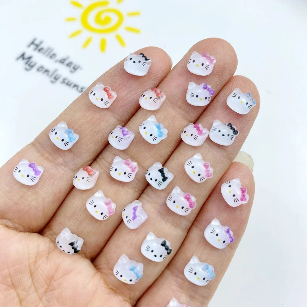 

Мини-кошки для декорирования MINISO