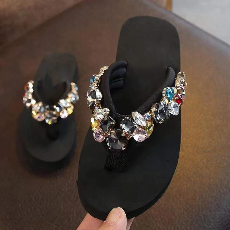 

Шлепанцы стразы на платформе для девочек, пляжные сандалии на плоской подошве для родителей и детей, летние тапочки, большие размеры 35-42