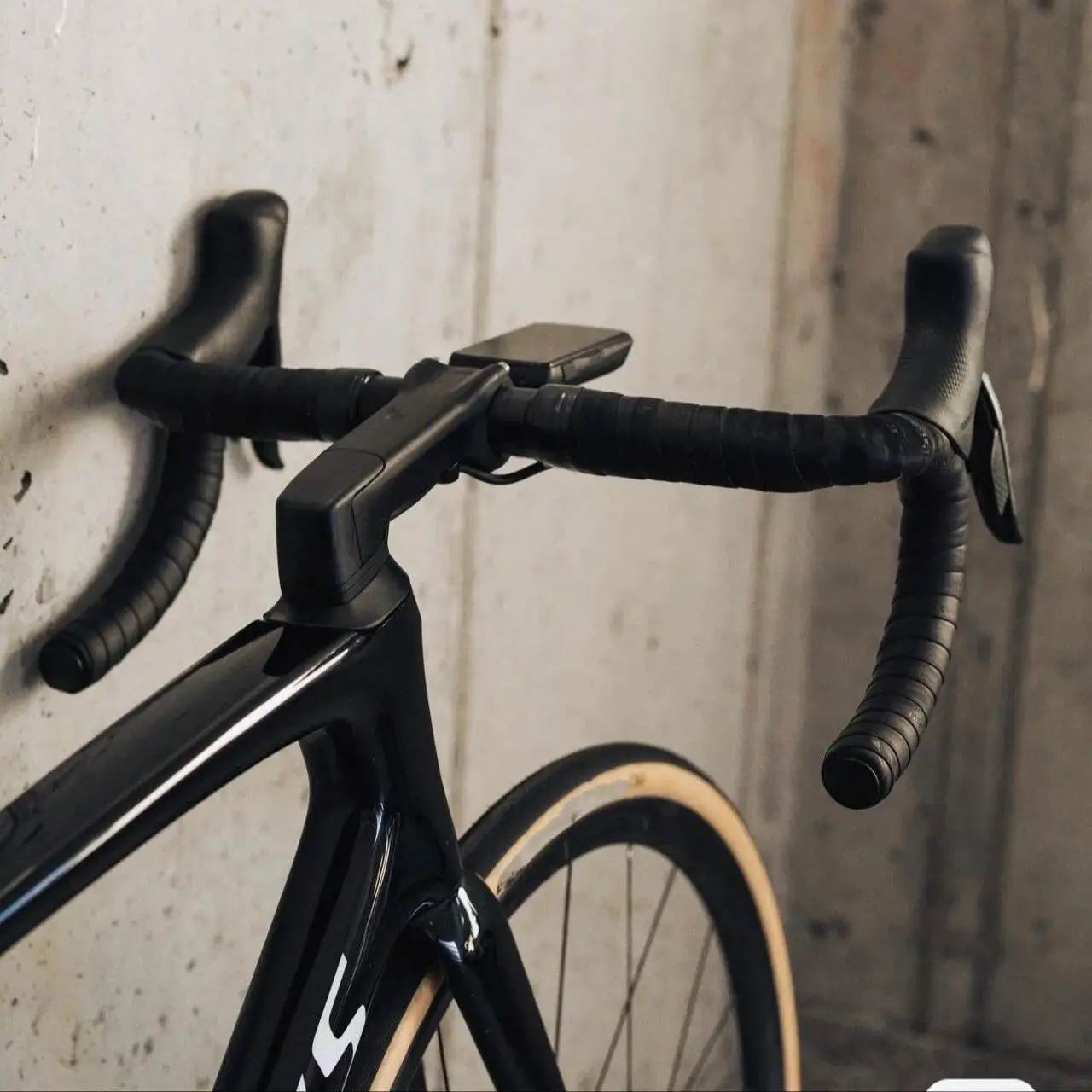 

2023 New SL7 Carbon Fiber Frame T1100 Light Road Bike Frame Racing Frameset Bicycle Frame With Handlebar（Contact me for $50 off）