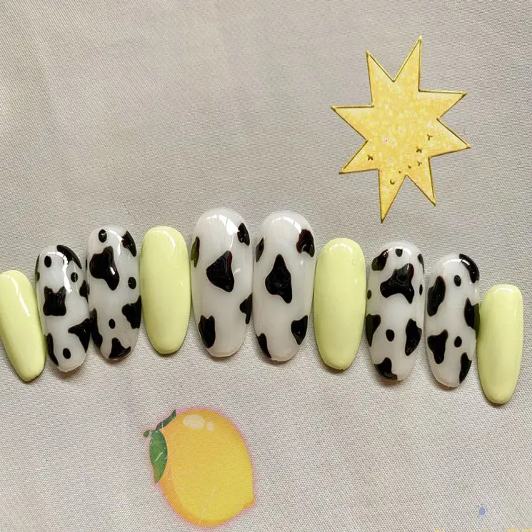 

Gotrendy Handmade cow Reusable Press on Nails box Acrylic crystal Nails Bling Microdrill glitter Ballet fasle nails