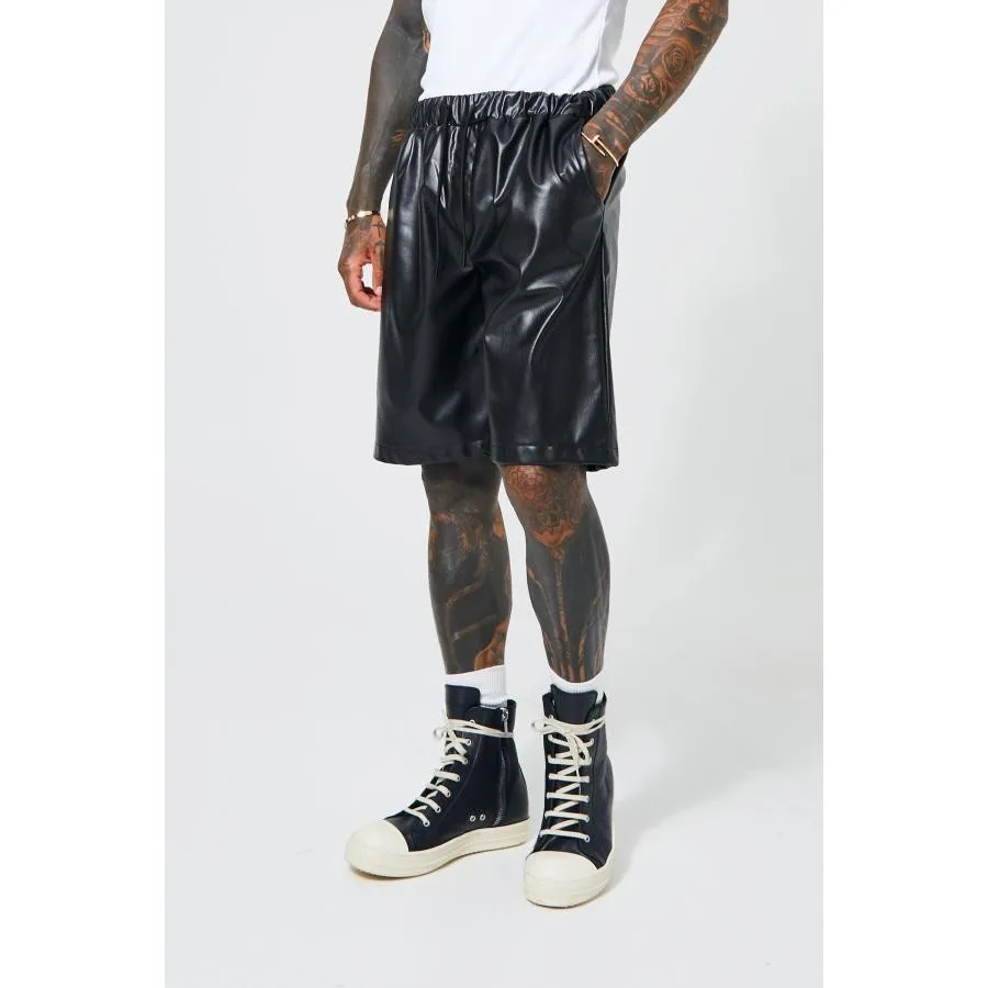 27-46 2022 Men Clothing GD Hair Stylist Catwalk Locomotive Casual Elastic Personalized Leather Shorts plus size costumes