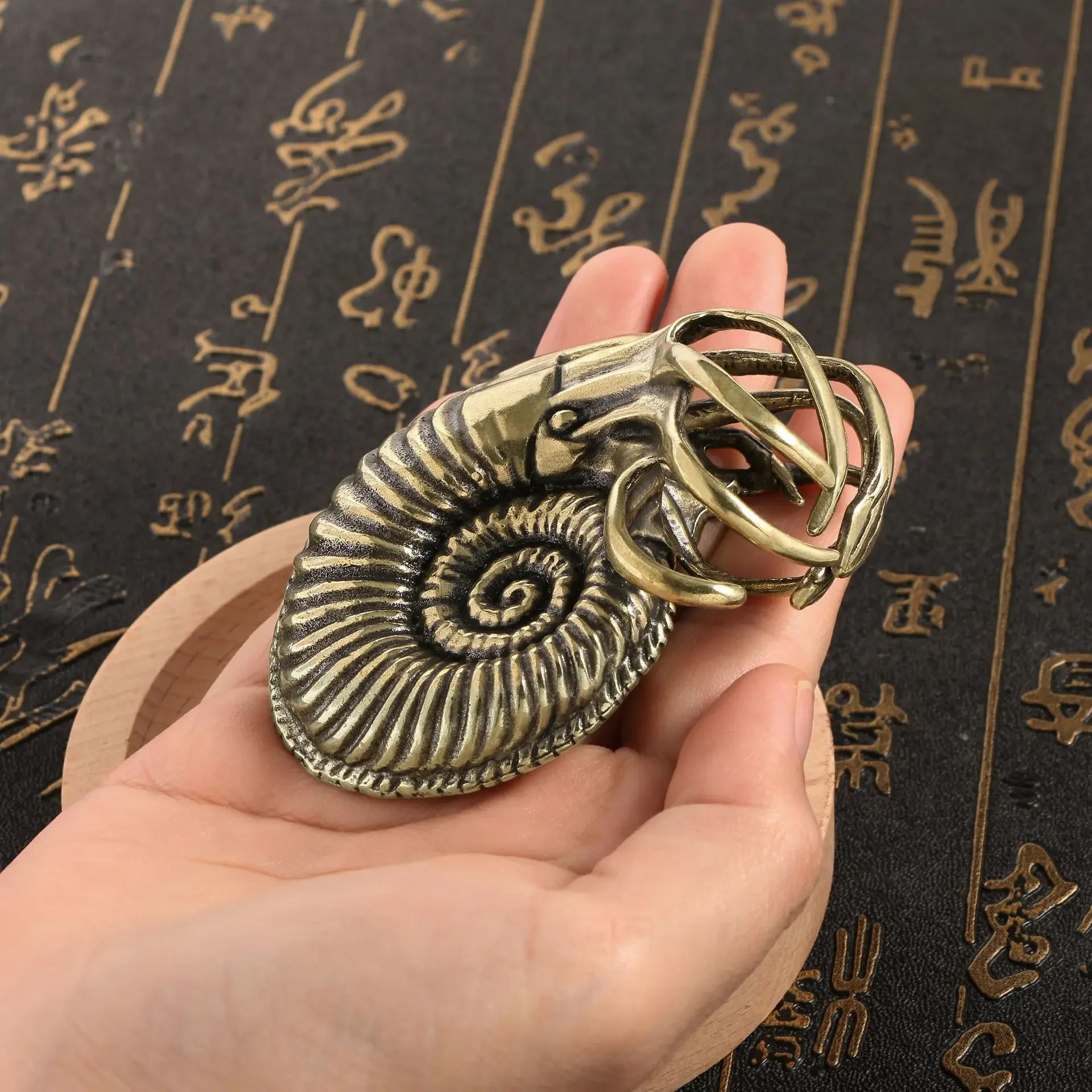 

Медные фигурки Наутилуса OIMG