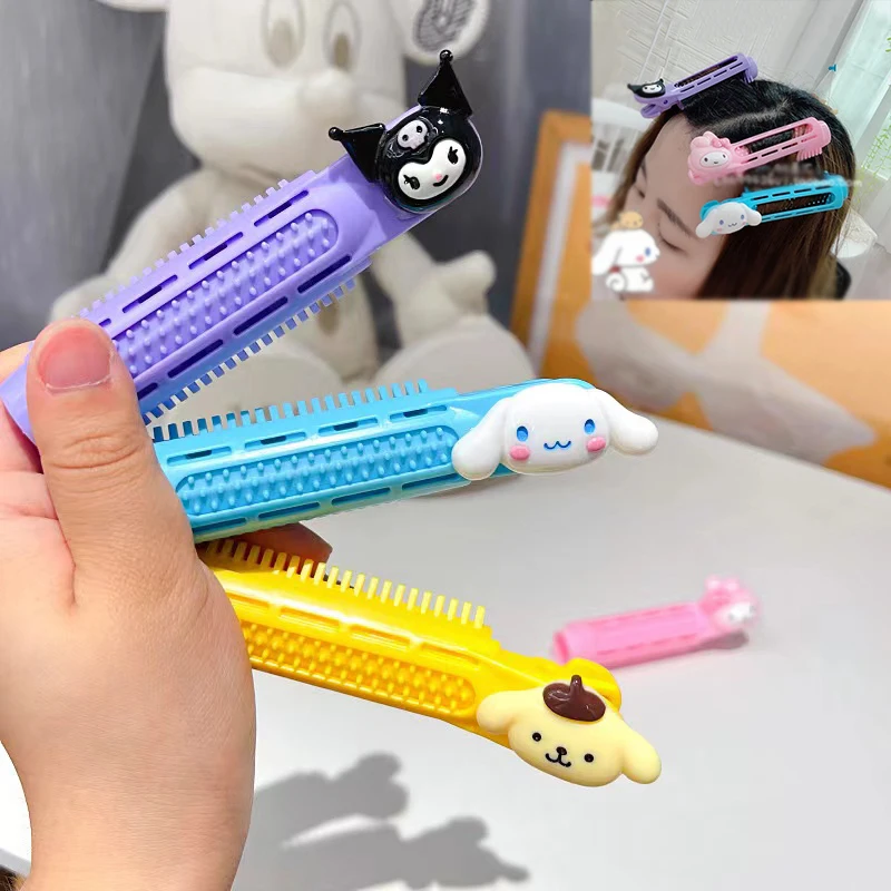

Cinnamoroll Kawaii Sanrio Bangs Curly Hair Fixer Cartoon Cute Kuromi Mymelody Anime Seamless Hair Fluffy Setting Clip Girl Gift