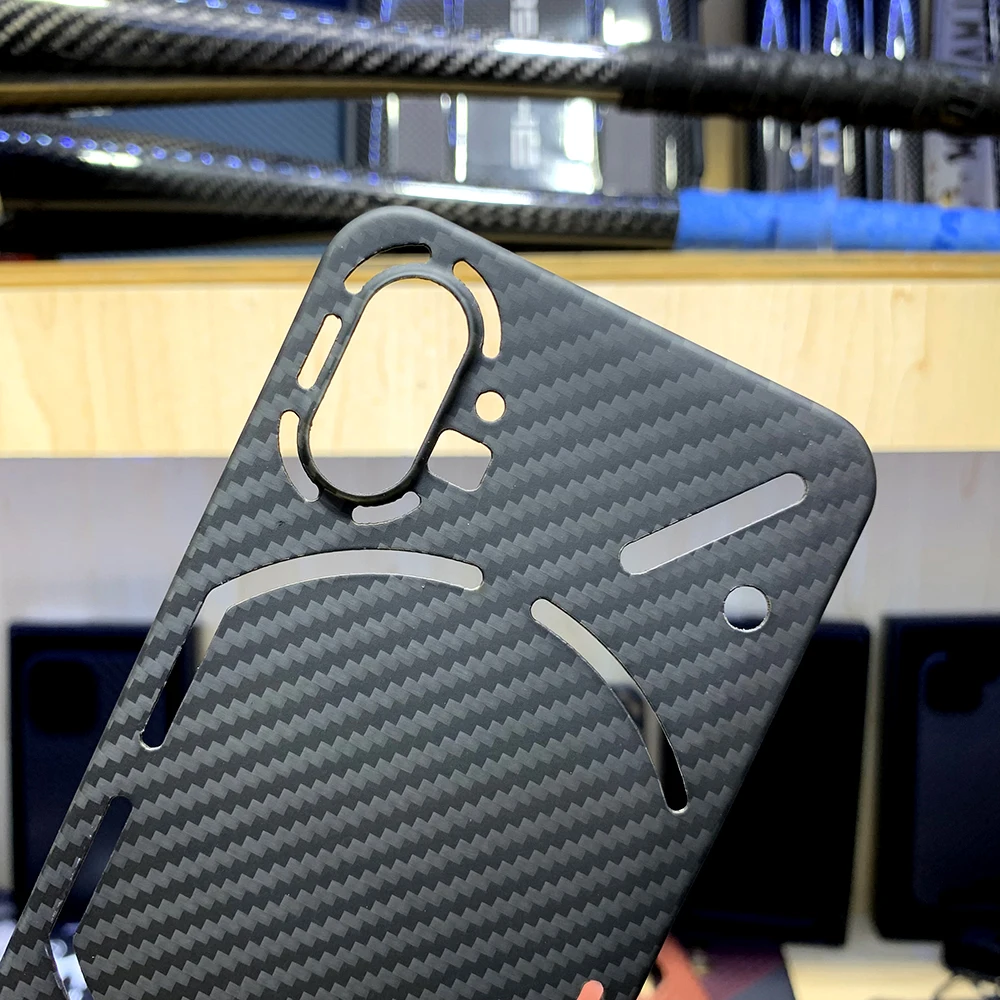 Kup QADIR Na Nic Phone1 Case Anty-upadek Czystego Włókna Węglowego Włókno Aramidowe Ultra Cienki Biznes Nic Phone1 Telefon Okładka