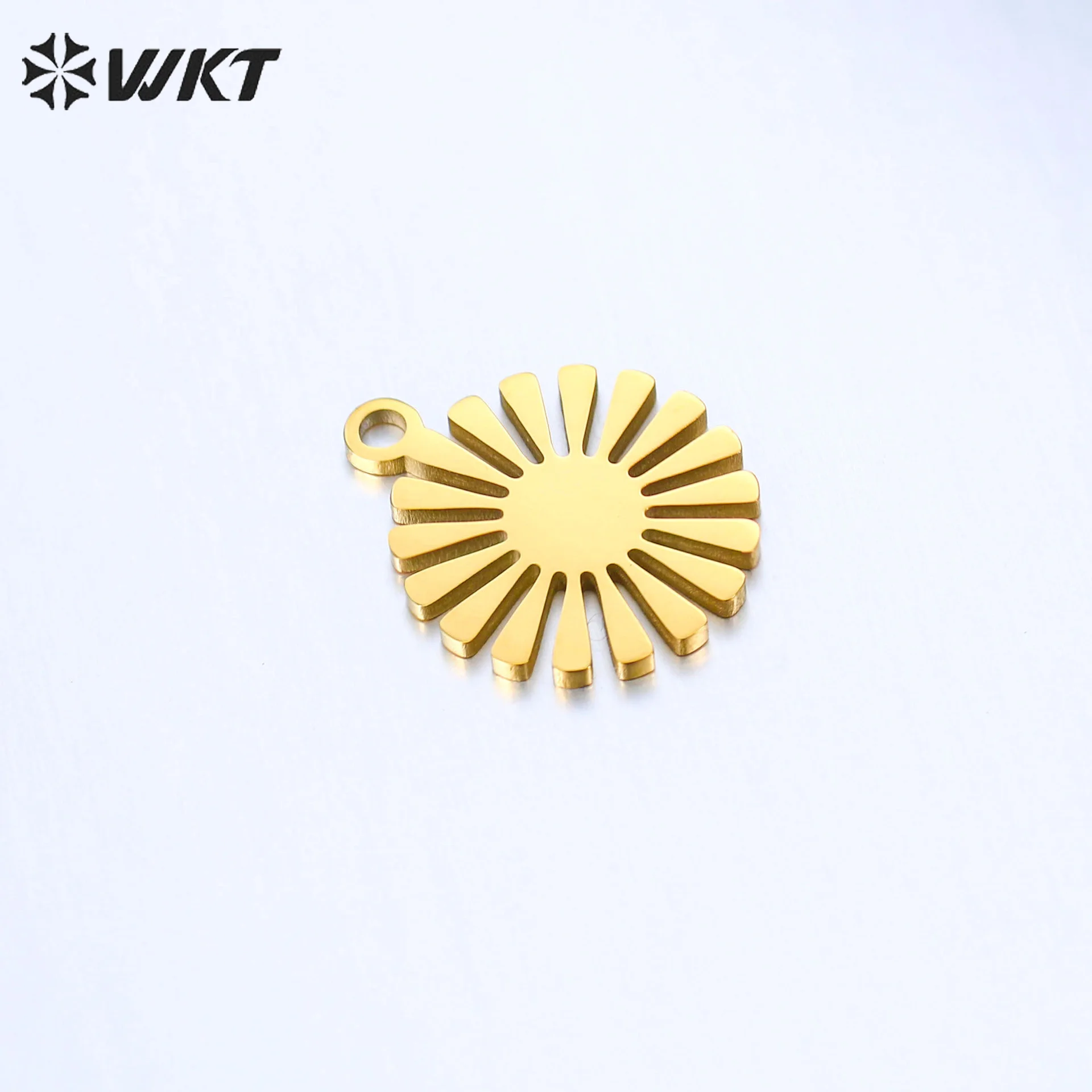 

WT-SSP049 Gold Plated little Daisy Flower Small luxury Pendant women Stainless Steel necklace Bracelet pendant