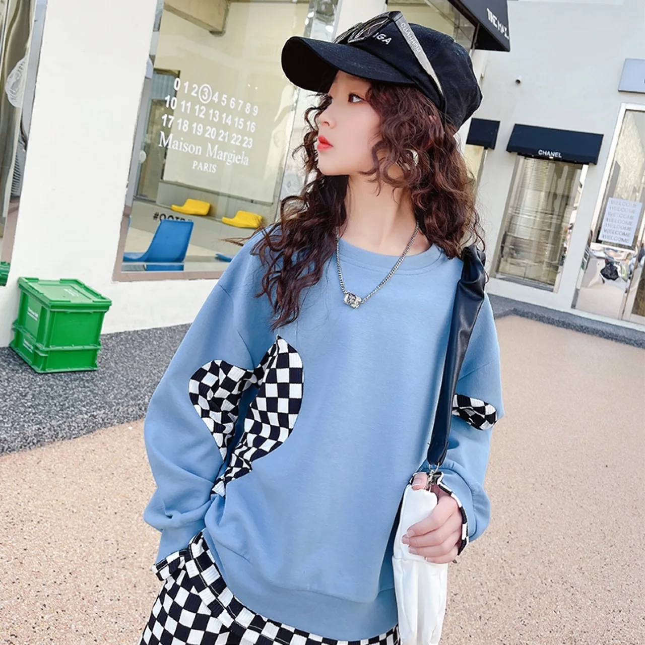 Недорогой новый спортивный костюм для девочек свитшот с сердечками в клетку и