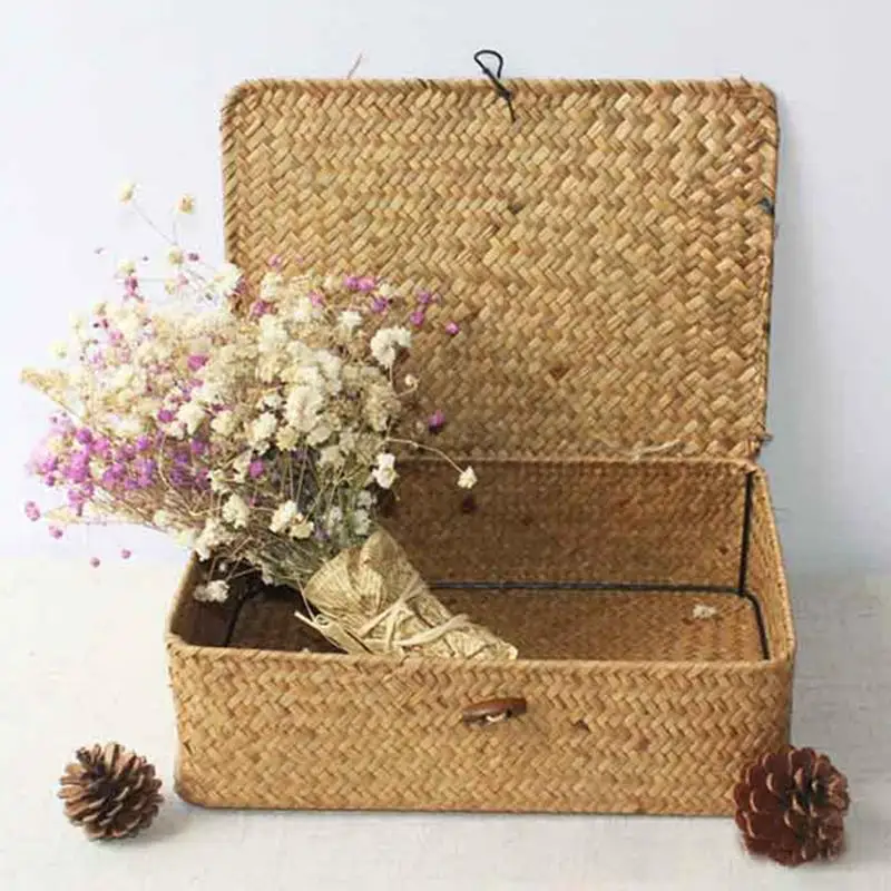 

Handmade Straw Woven Storage Basket With Lid Makeup Organizer Storage Box Snacks Fruit Sundries Cosmetics Storage Basket