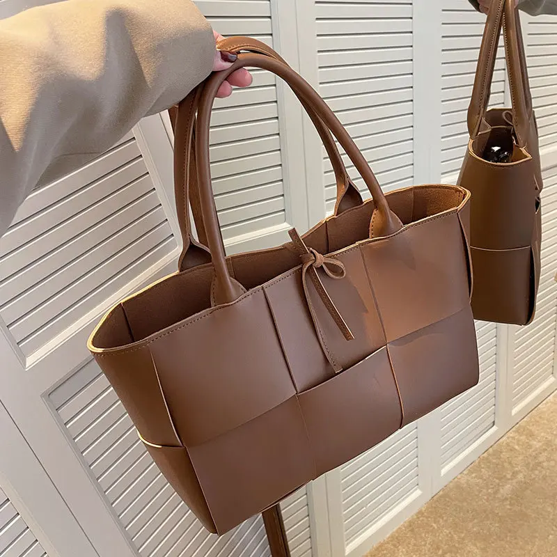 2 Sets Women's Bags Portable Large Capacity Women Shoulder Bags Underarm PU Solid Color Retro Tote Casual Free Shipping