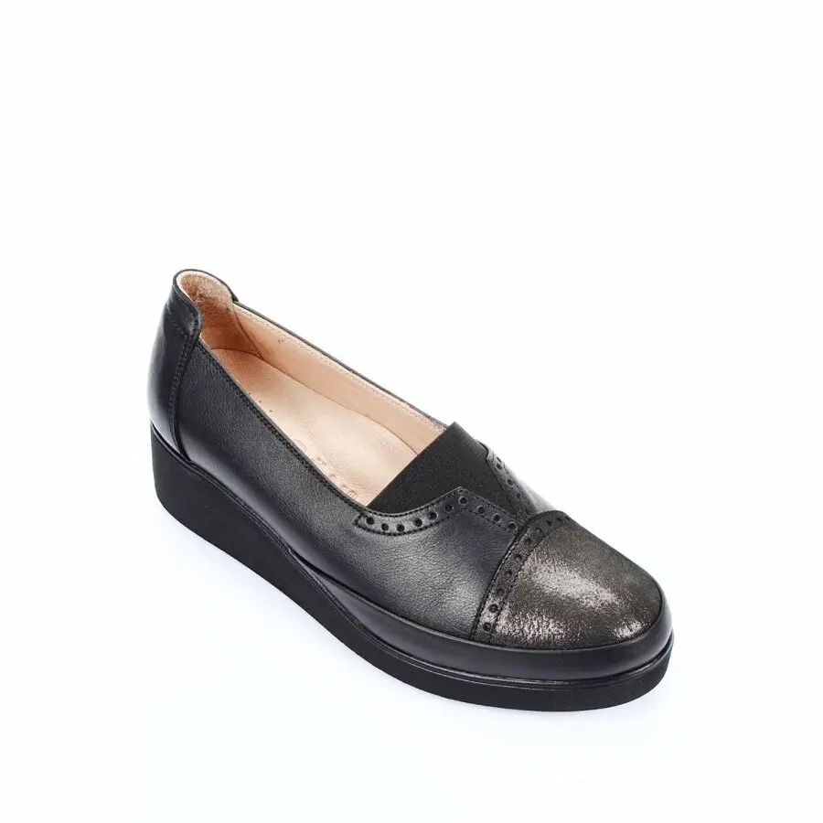 

Women Shoes Flats Fashion Casual G. D. N