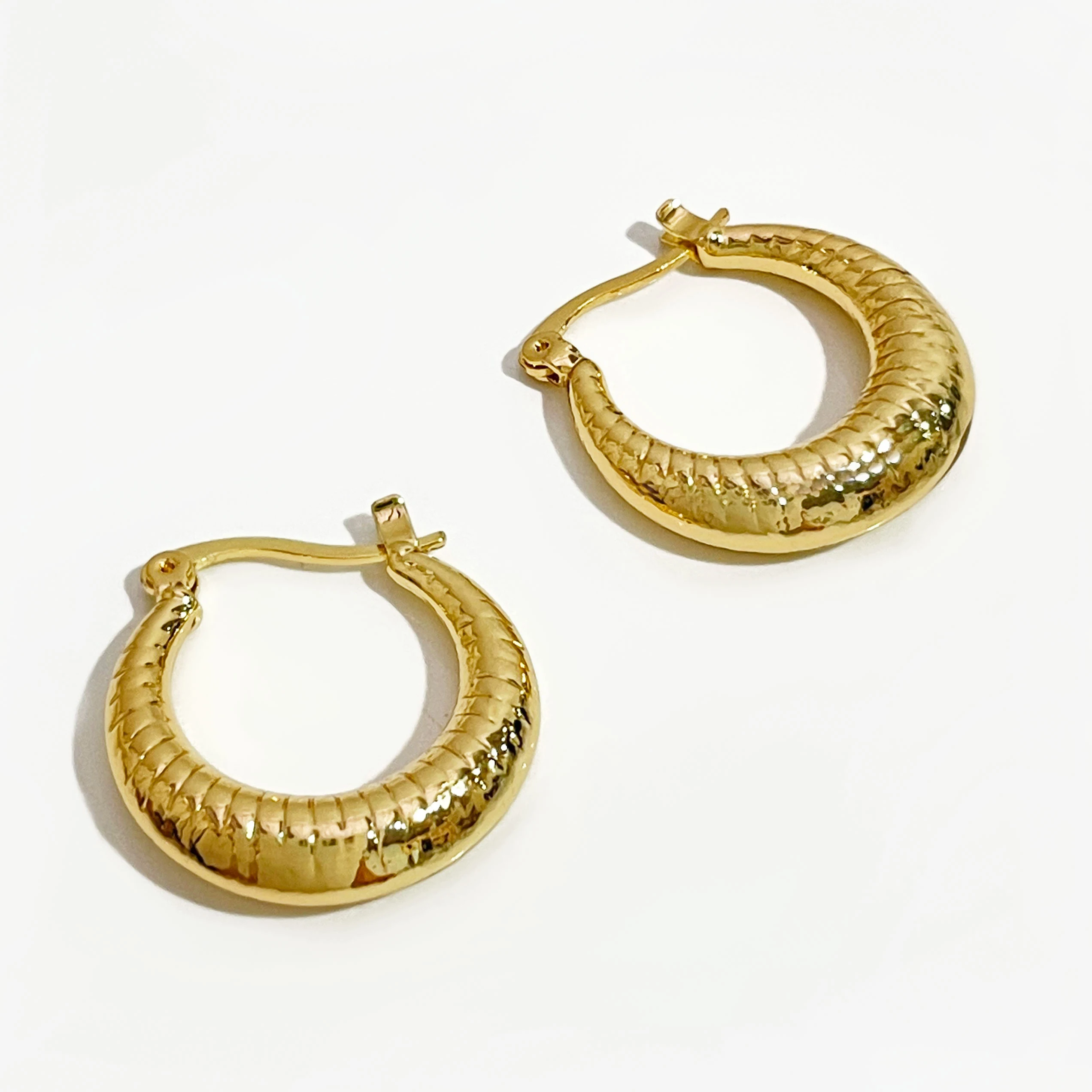 

Peri'sBox Gold Color Chic Small Hoop Earrings Moon Shaped Thick Hoops Earrings Women Solid Statement Earring Jewelry Wholesale