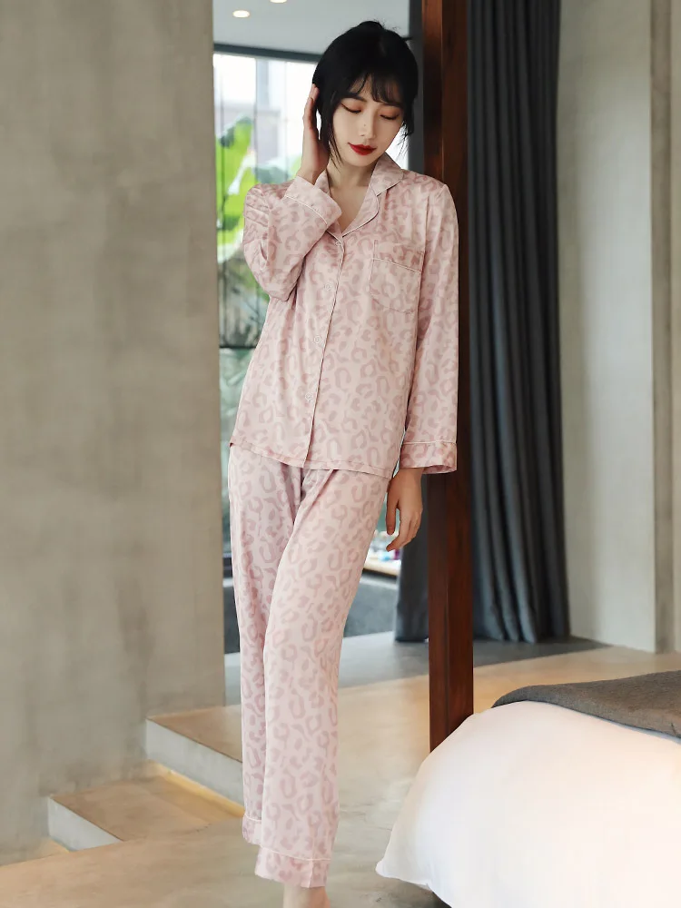 New Sexy Ice Silk Pajamas Women's Thin Model Pink Leopard Print Long-sleeved Home Clothes Set Sleepwear Women Pijama De Saten