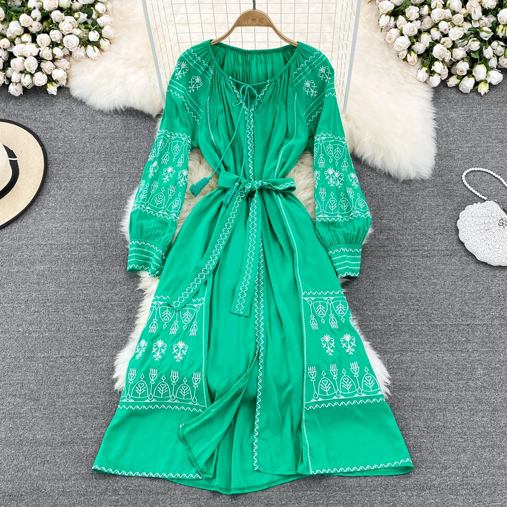 

SuperAen 2022 Bohemian National Style V-neck Waist Slimming Embroidery A Line Holiday Big Swing Dress for Women