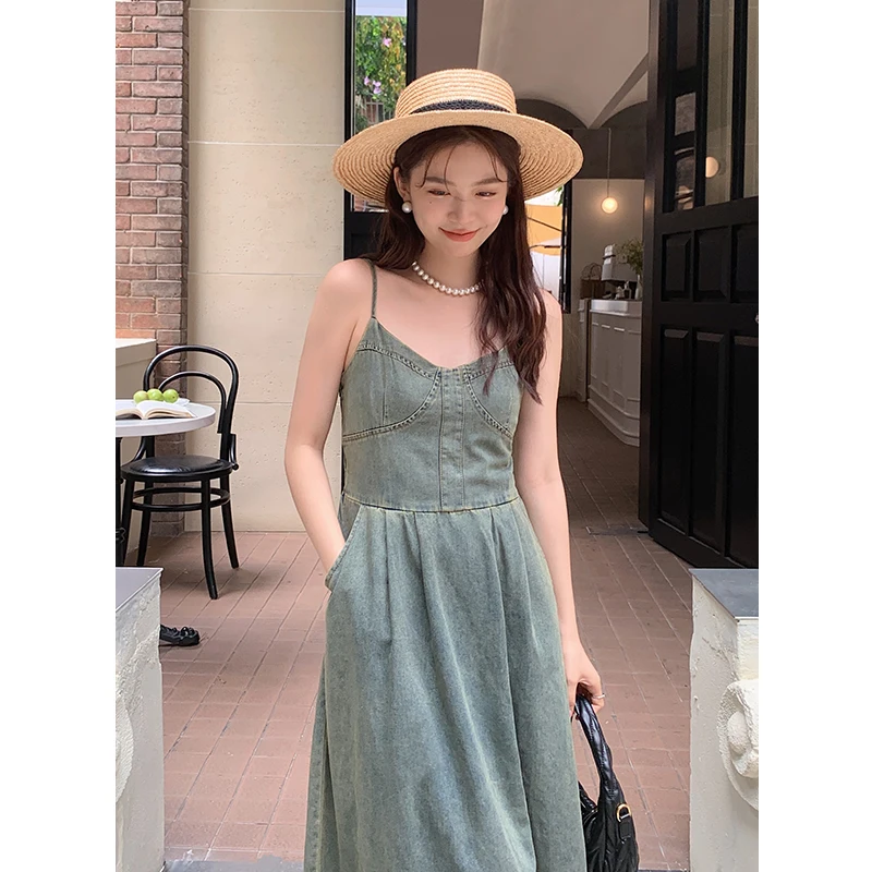 

Strap Denim Dress 2023 Summer New French Elegant Solid Color Skirt with Pleated Back for Women