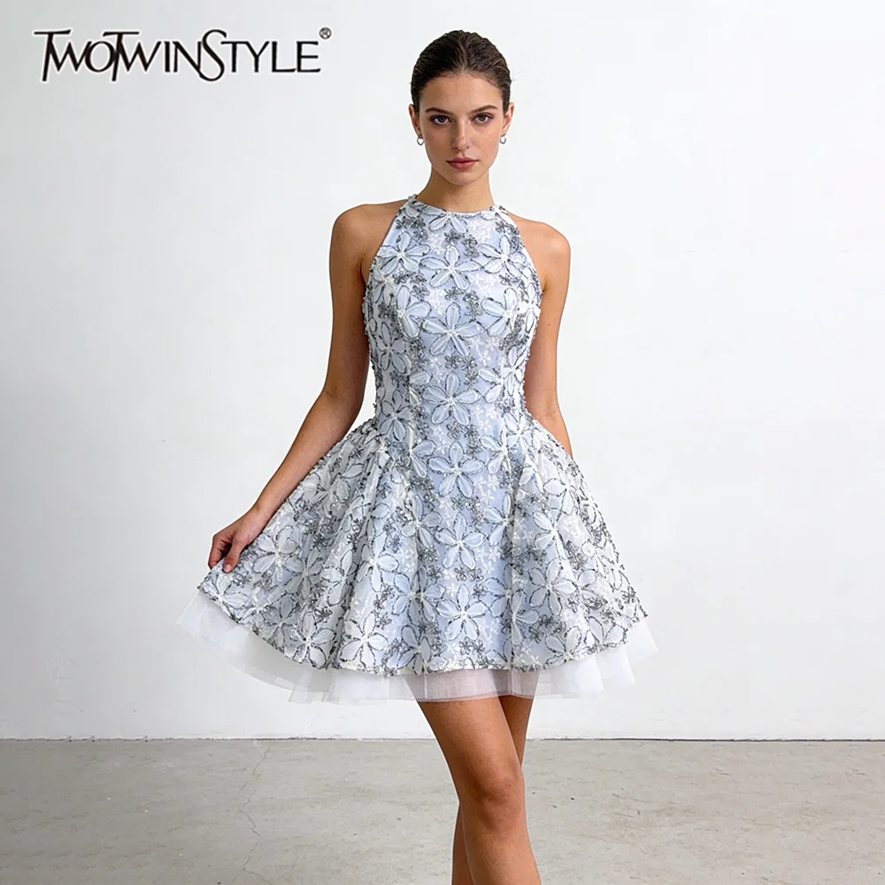 Фото Новое женское мини-платье TWOTWINSTYLE с цветными блоками, облегающее, с сетчатыми вставками, круглым вырезом, без рукавов, с пэчворком и бисером №1