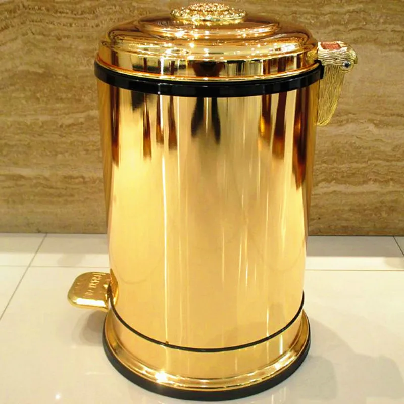 

Luxury Golden pedal metal trash can upscale hotel villa kitchen living room bathroom covered garbage storage bucket dustbin