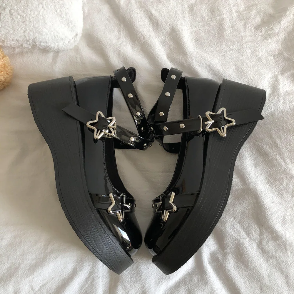 Women Pumps Round Toe Chunky Lolita Shoes Star Buckle Mary Jane Shoes Rivet Cross-tied Platform Leather Gothic Cosplay Shoes