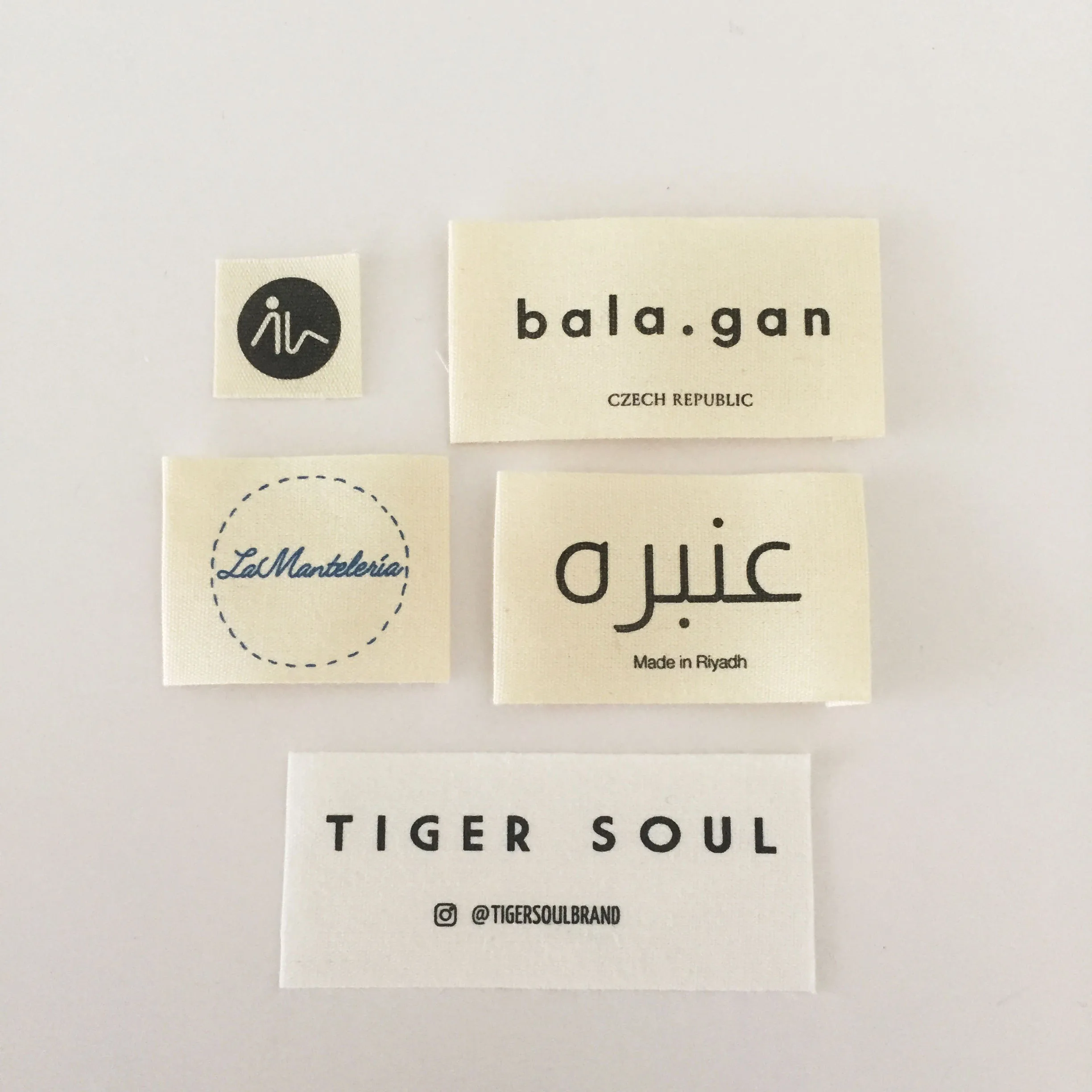 Тканые этикетки для одежды из органического хлопка