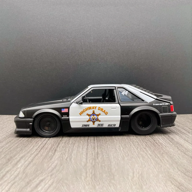 

Модель автомобиля из сплава JADA 1:24 Ford Mustang GT 1989, Литые и игрушечные автомобили, коллекционная игрушечная машинка