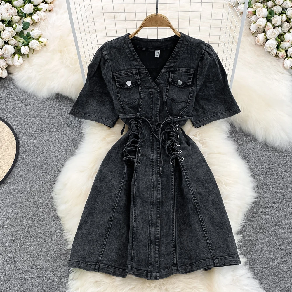 

French Black and Blue V-neck Lace-up Waist Denim Dress Women Summer New Fashion Trend Casual A-line Bubble Sleeve Short Dress