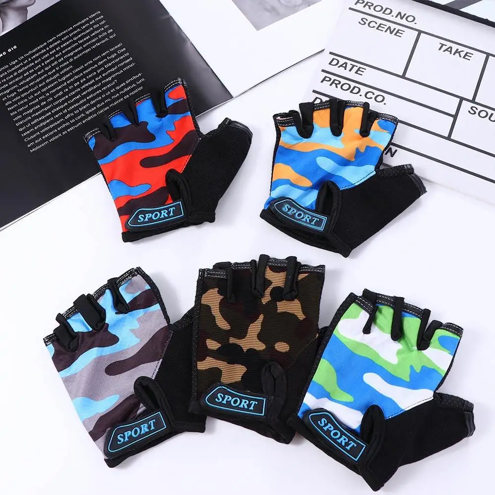 

Hiking Non-slip Breathable Elastic Children Cycling Gloves Riding Equipment Half Finger Golves Camouflage Bike Mittens