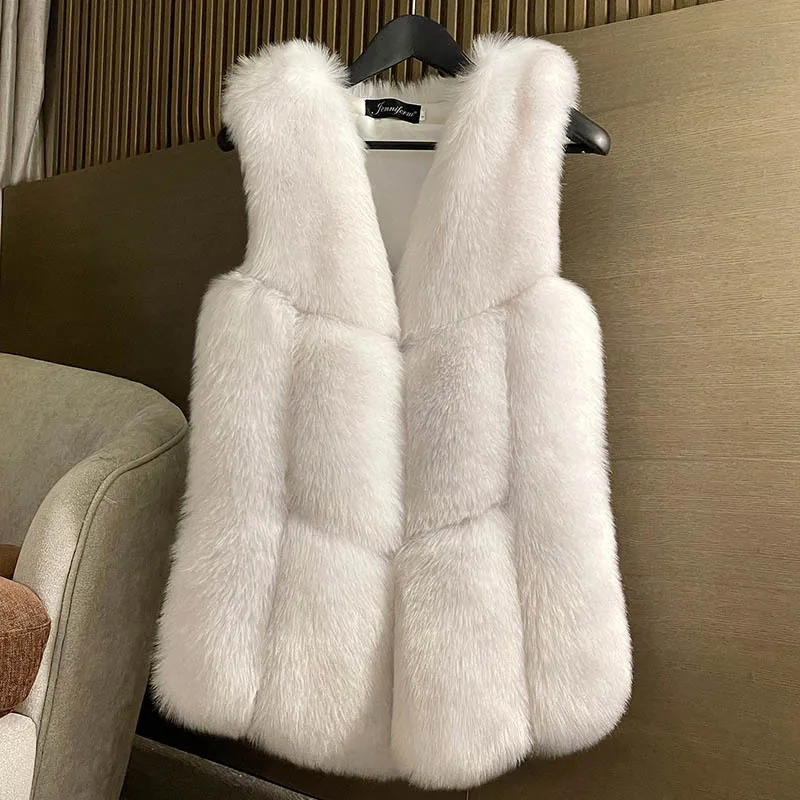 Hairy Coat Woman Faux Fox Fur Shawl European American Autumn Winter Fashion Luxury Warm Furry Synthetic Elegant Vests Free Ship