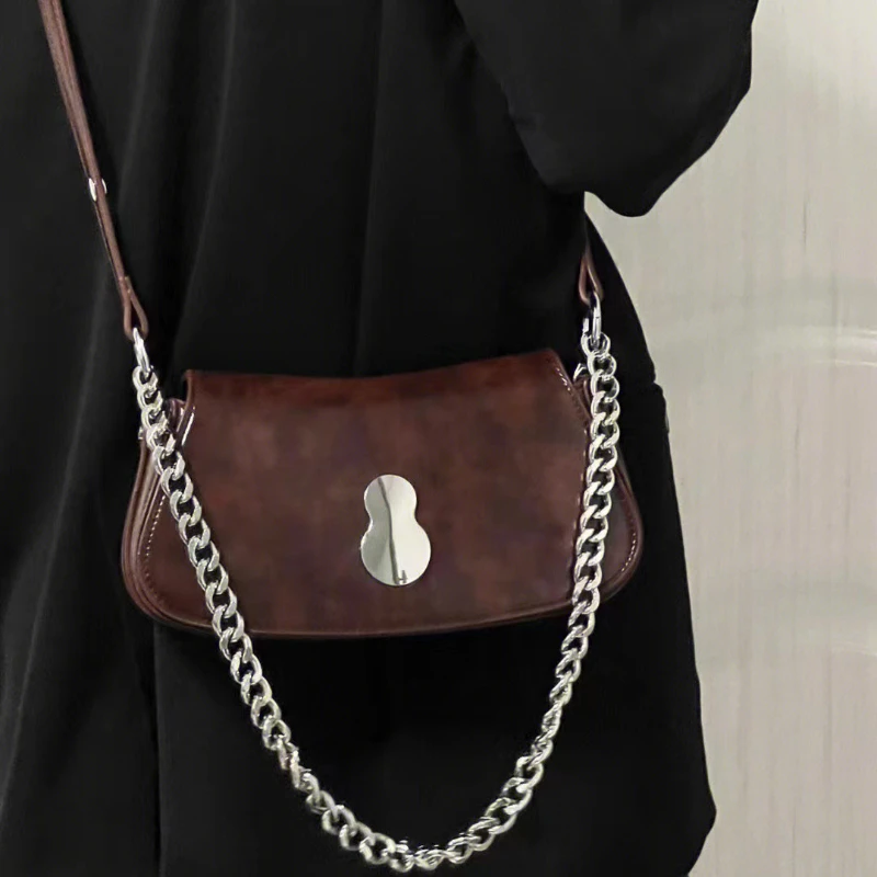

Сумка на плечо женская с цепочкой, модный саквояж на плечо в винтажном стиле, сумочка кросс-боди из искусственной кожи, портативный клатч