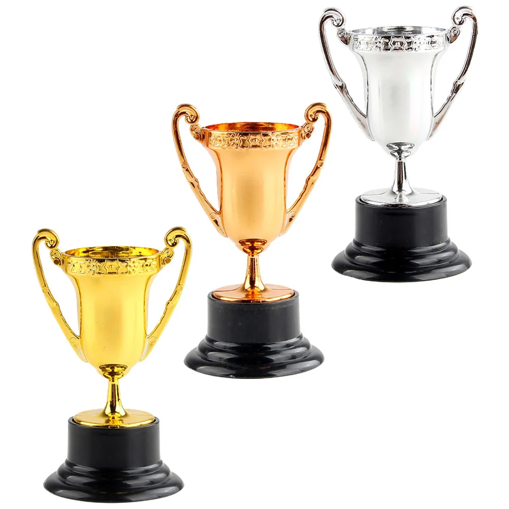 

3 Pcs Plastic Trophy Props Exquisite Small Playes Reward Simulated Decor Party Mini Toys