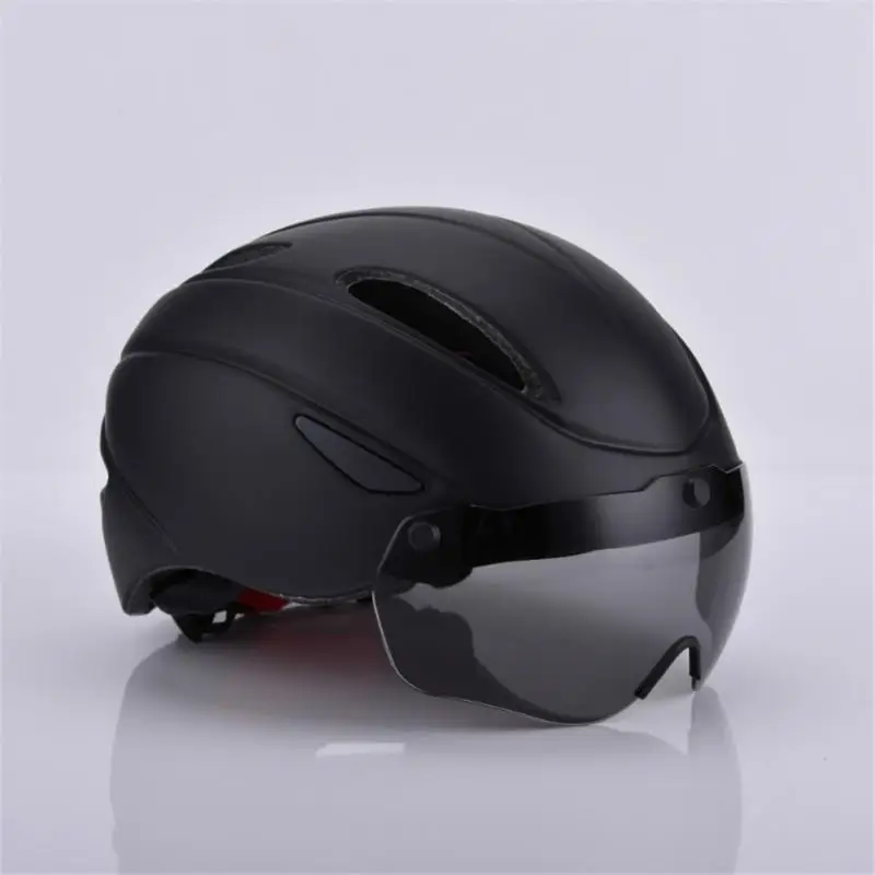 

Ultralight Cycling Safety Helmet Outdoor Motorcycle Bicycle Taillight Helmet Removable Lens Visor Mountain Road Bike Helmet 2022