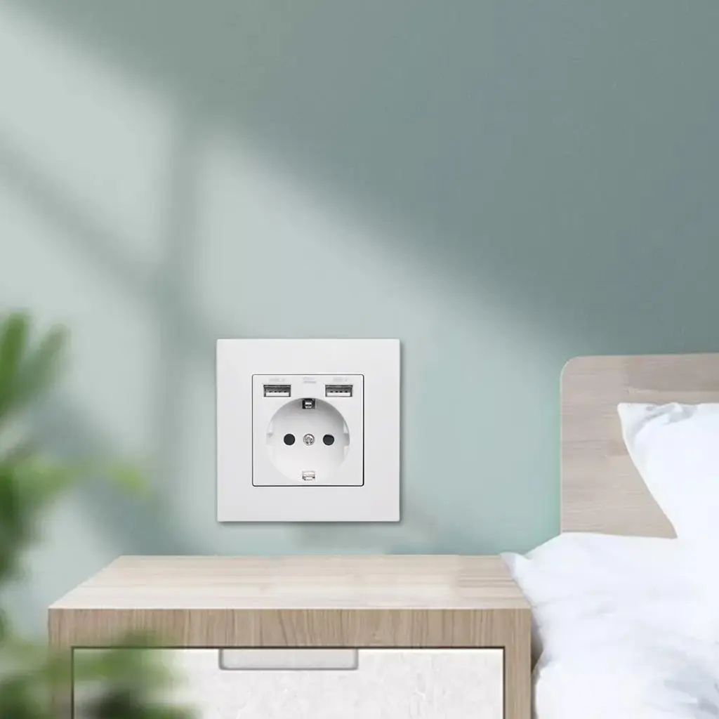 Розетка сетевая USB пластиковая панель 100 ~ 250 В 16 А 86x86 мм