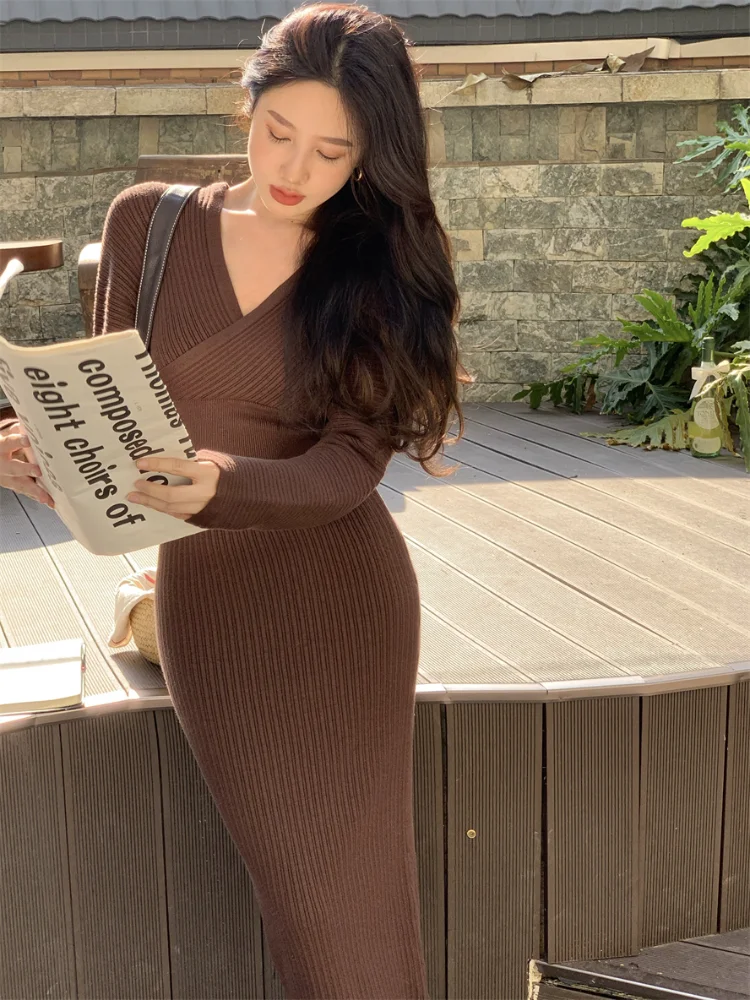 

Женская винтажная одежда Korobov, французское платье, зимняя облегающая юбка с V-образным вырезом и запахом, вязаное платье, модные платья для женщин