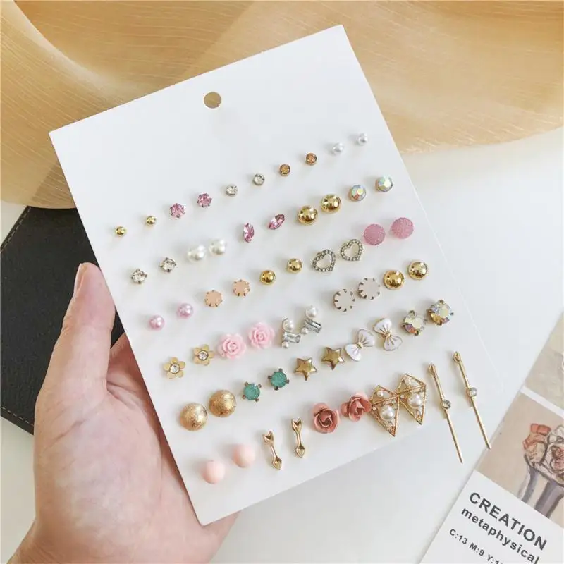 

Crystal Small Earrings Wearing Lightweight And No Burden Durable And Long-lasting Earring Set Fashionable Appearance Jewel Box