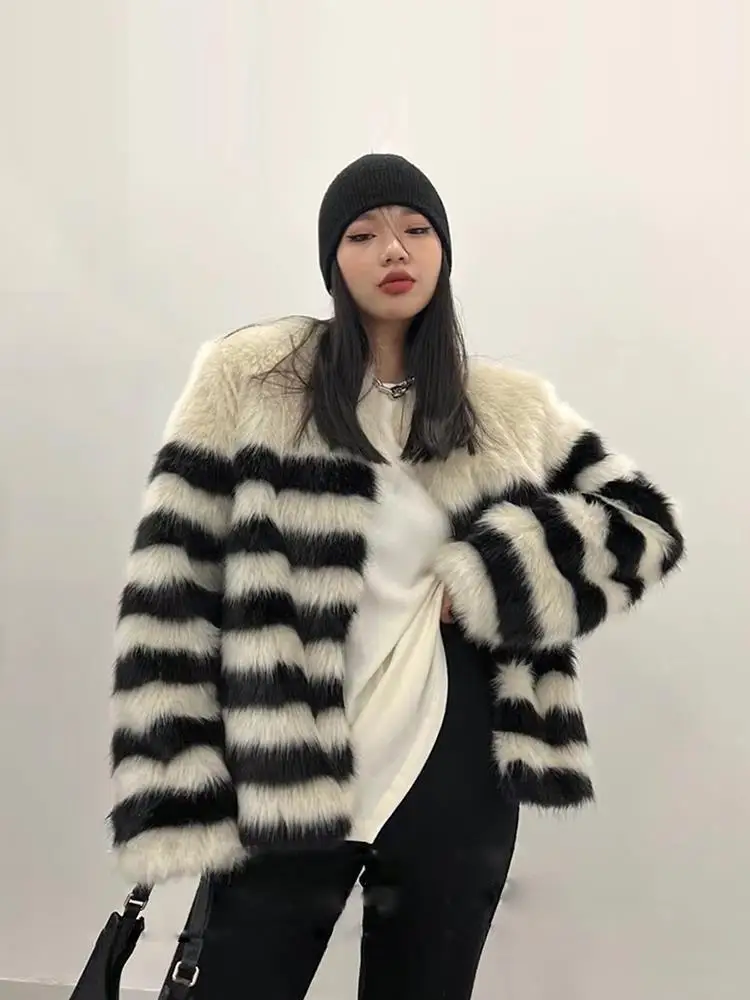 Imitation Fox Fur Coat for Women Mid Length Black White Stripes Loose Fashion Jackets Trend Thick Warm Fur Outerwear Winter 2023