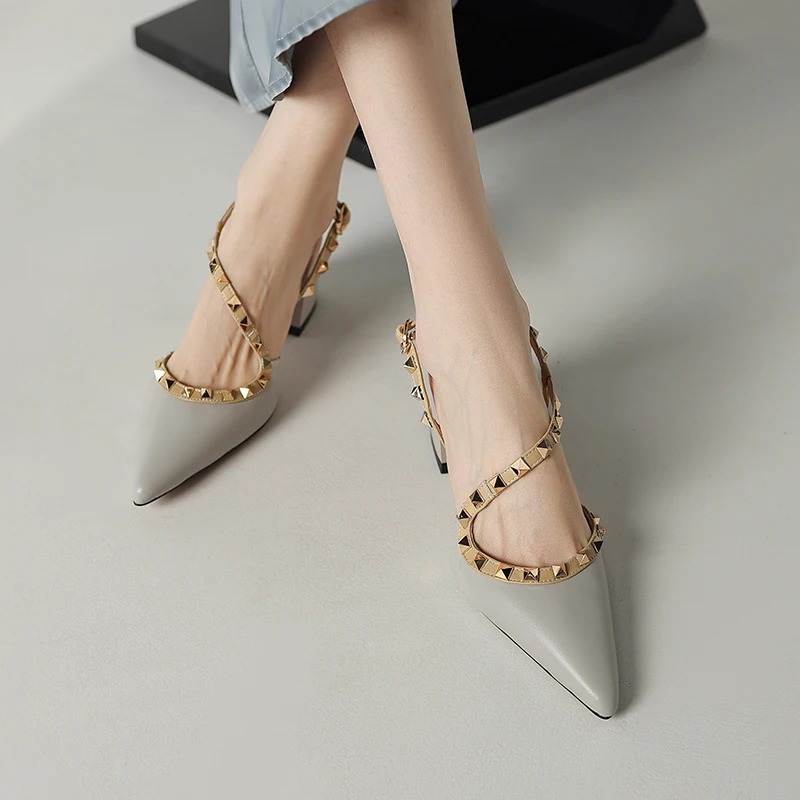 Туфли-лодочки женские на высоком каблуке с острым носком весна-осень