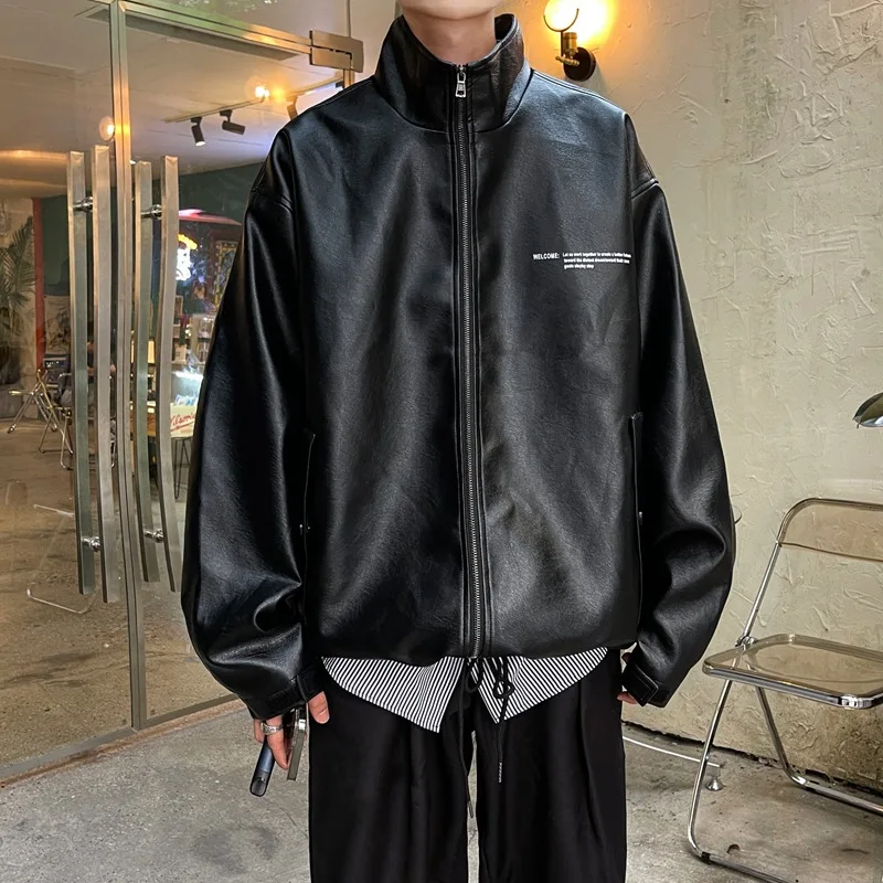 

Мужские кожаные куртки LUCLESAM с воротником-стойкой, черные модные красивые куртки с надписью в Корейском стиле на осень и зиму