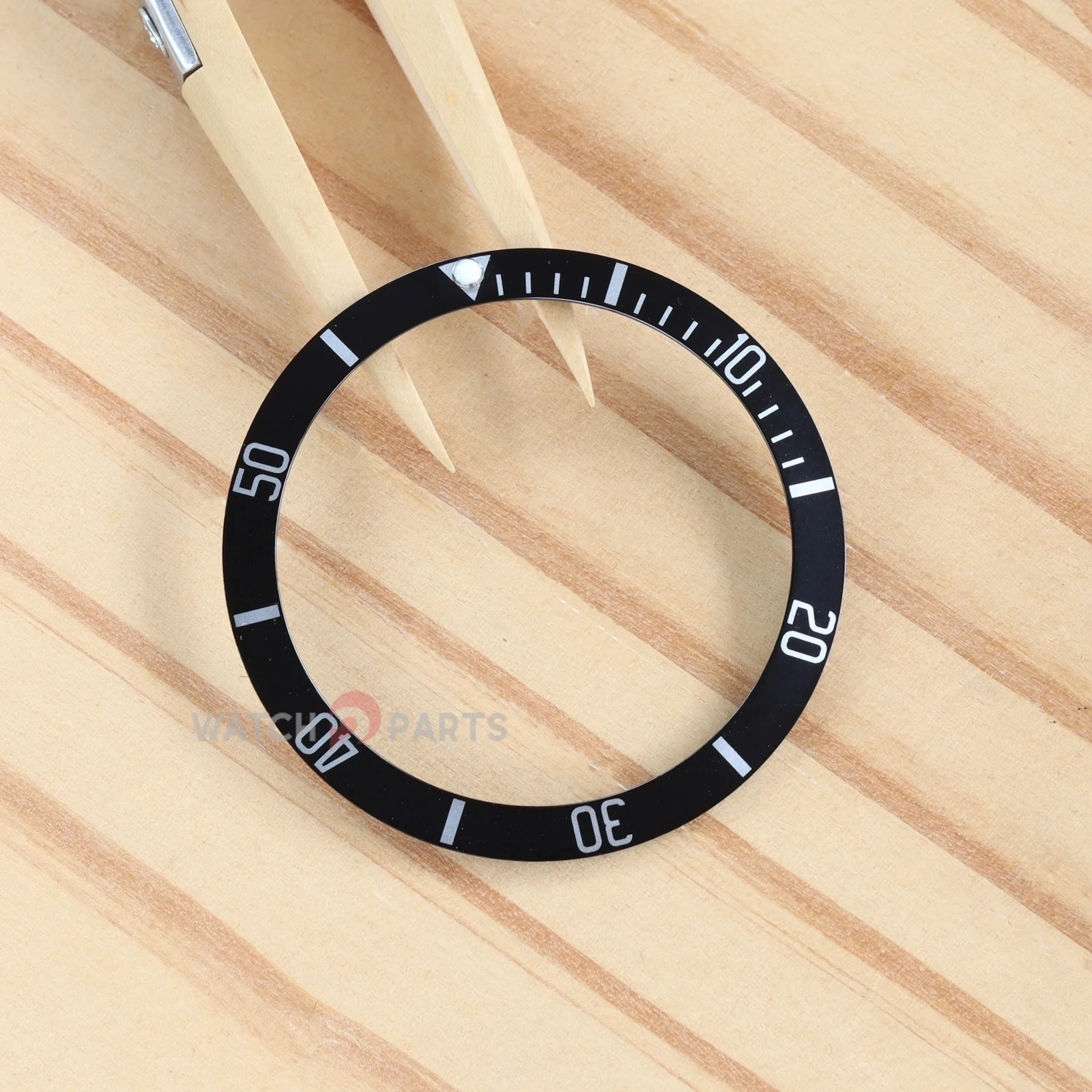 Безель для часов Tudor 79030 Black Bay Fifty-Eight 39 мм, алюминиевая вставка (art.: 3920da90b7ccc) - 3920da90b7ccc