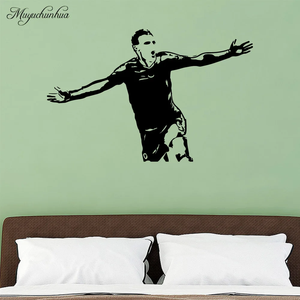 

Lovely football player Vinyl Wall Sticker Home Decor Stikers For Living Room Bedroom Wall Art MURAL Drop Shipping