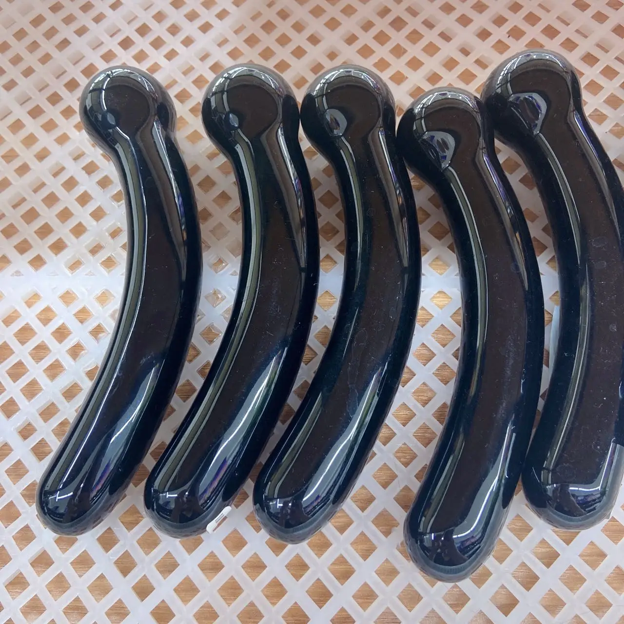 Массажная палочка из черного обсидиана 18 см