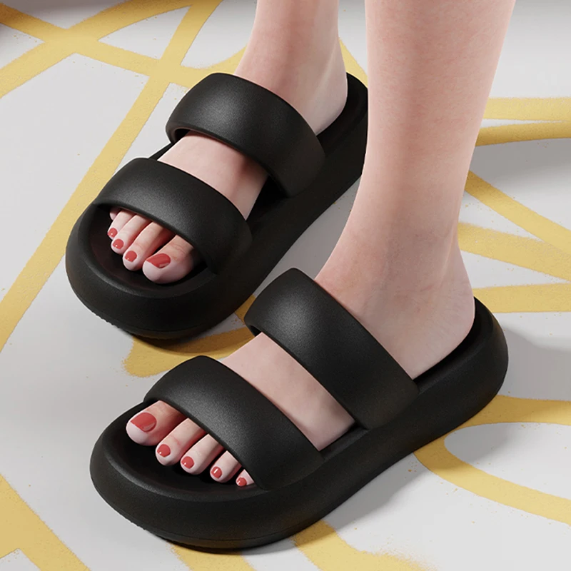 Summer Women Beach Slippers Fashion Solid Color Sandals Outdoor Indoor Non Slip New Designer Ladies Slides Platform Shoes